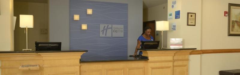 Holiday Inn Express & Suites Wilson-Downtown By Ihg Extérieur photo