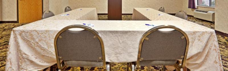 Holiday Inn Express & Suites Wilson-Downtown By Ihg Extérieur photo